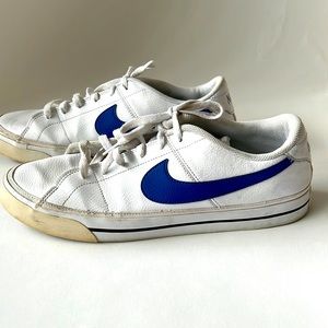 Men’s Nike Low Blazers.  Size 12.  In good used condition.  White & royal blue.